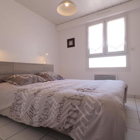 Un appartement sur la marina de St-Gilles Saint-Gilles-Croix-de-Vie Extérieur photo